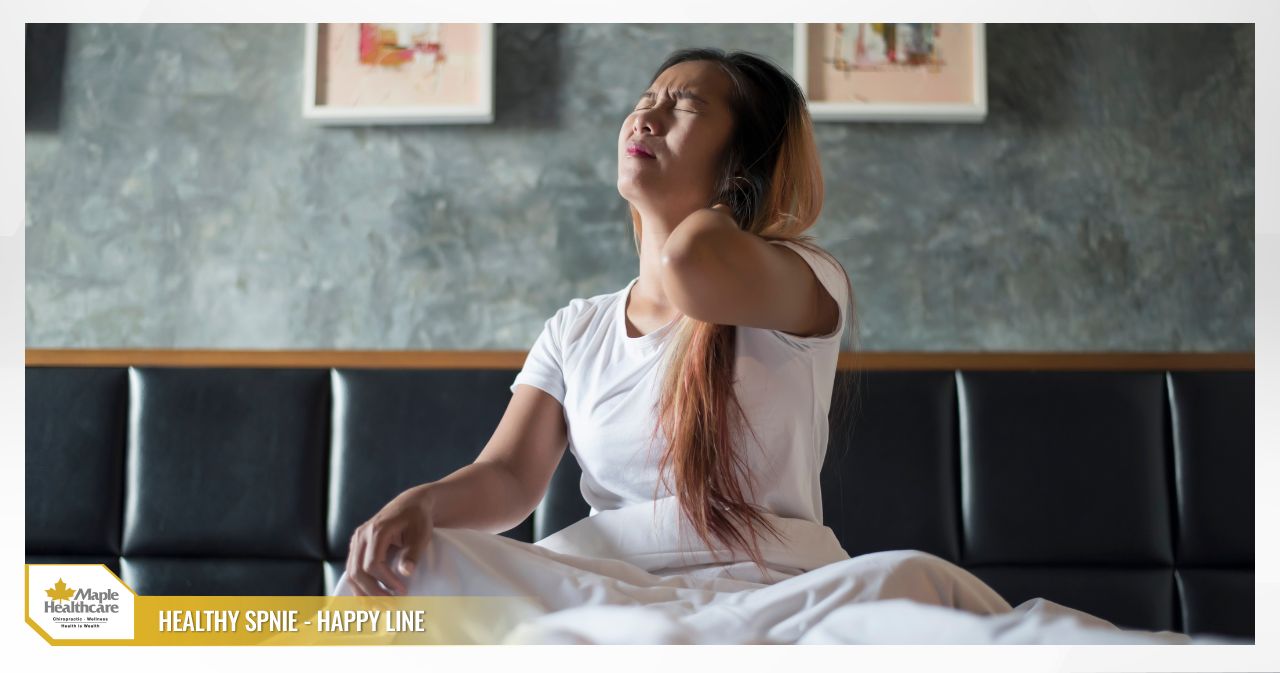 Tư thế ngủ và gối nâng đỡ cổ không phù hợp