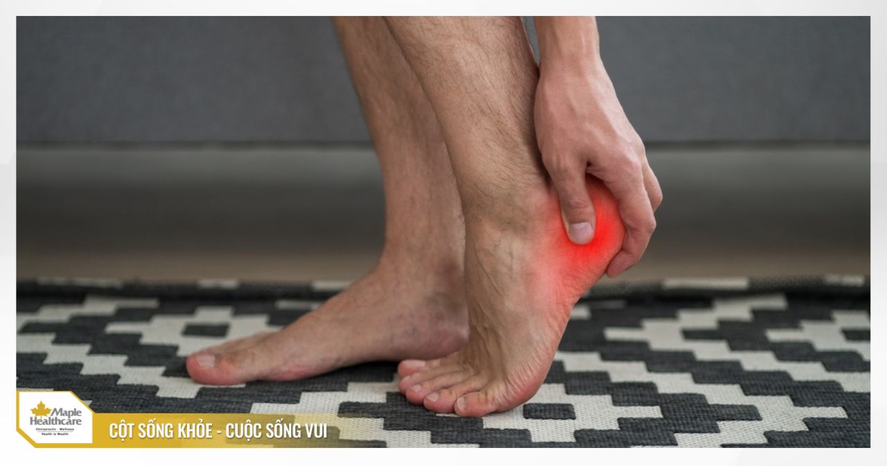 Đau gót chân vào buổi sáng